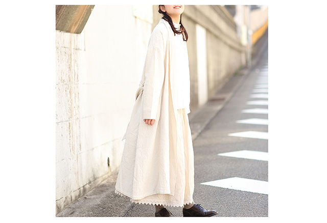 jolie clothes(ジョリークローズ) ダブルカーゼのローブコート
